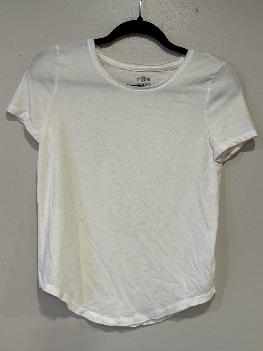 SO Perfect Tee White Crewneck T-Shirt Women's XS